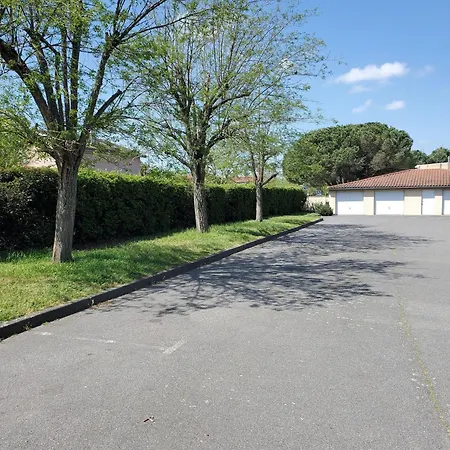 Appt Cosy Entier Avec Piscine *